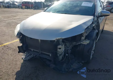 2016 Toyota Camry Xle z USA, uszkodzony, nr VIN 4T4BF1FK3GR577678